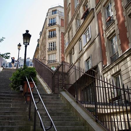 Duplex De Charme Au Coeur De Montmartre Daire Paris Dış mekan fotoğraf